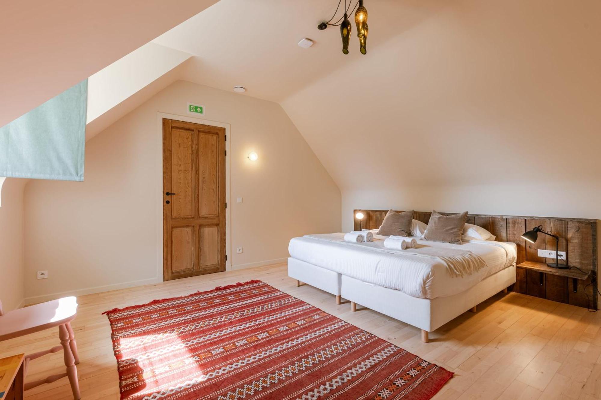 Huswell - Lactea - Eco-luxury Retreat Villa *