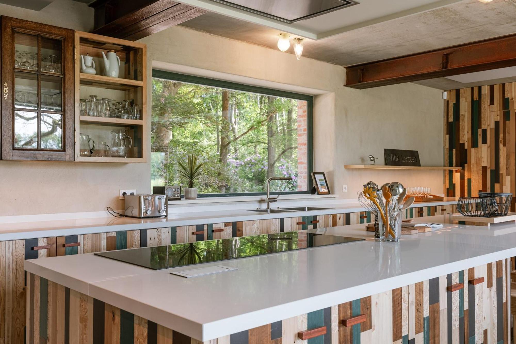 Huswell - Lactea - Eco-luxury Retreat